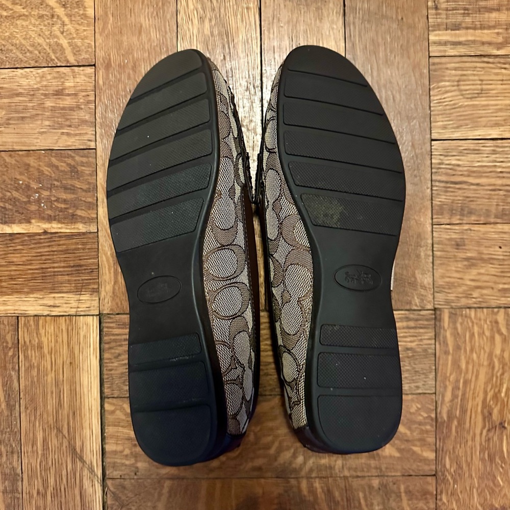 LIKE NEW Coach Signature Brown and Tan Loafers - Picture 4 of 6